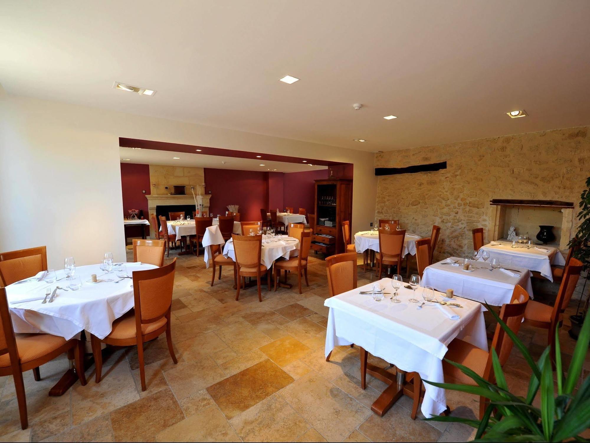 Hôtel Spa Restaurant l'Epicurial Saint-Pey-de-Castets Exterior foto