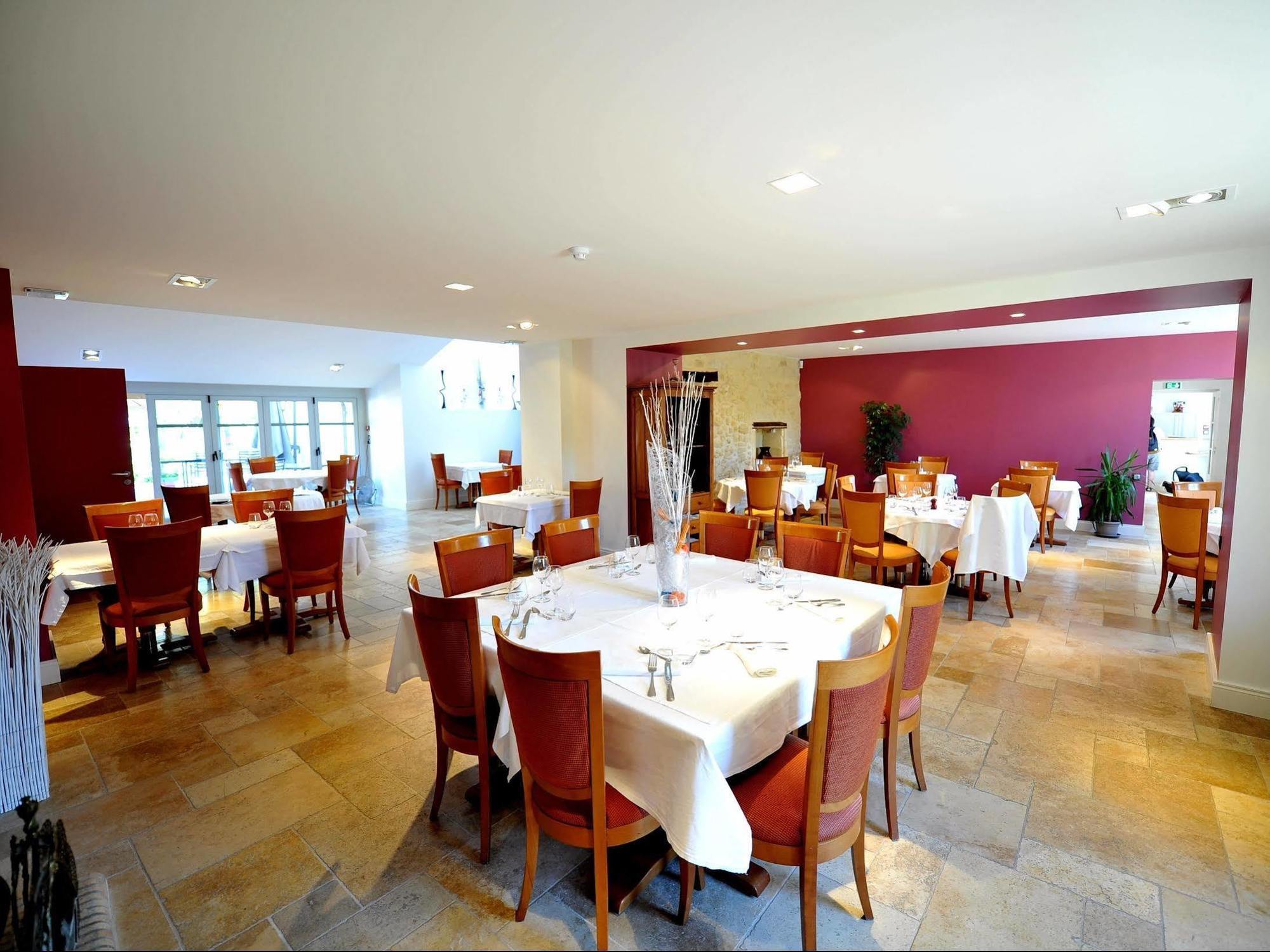 Hôtel Spa Restaurant l'Epicurial Saint-Pey-de-Castets Exterior foto
